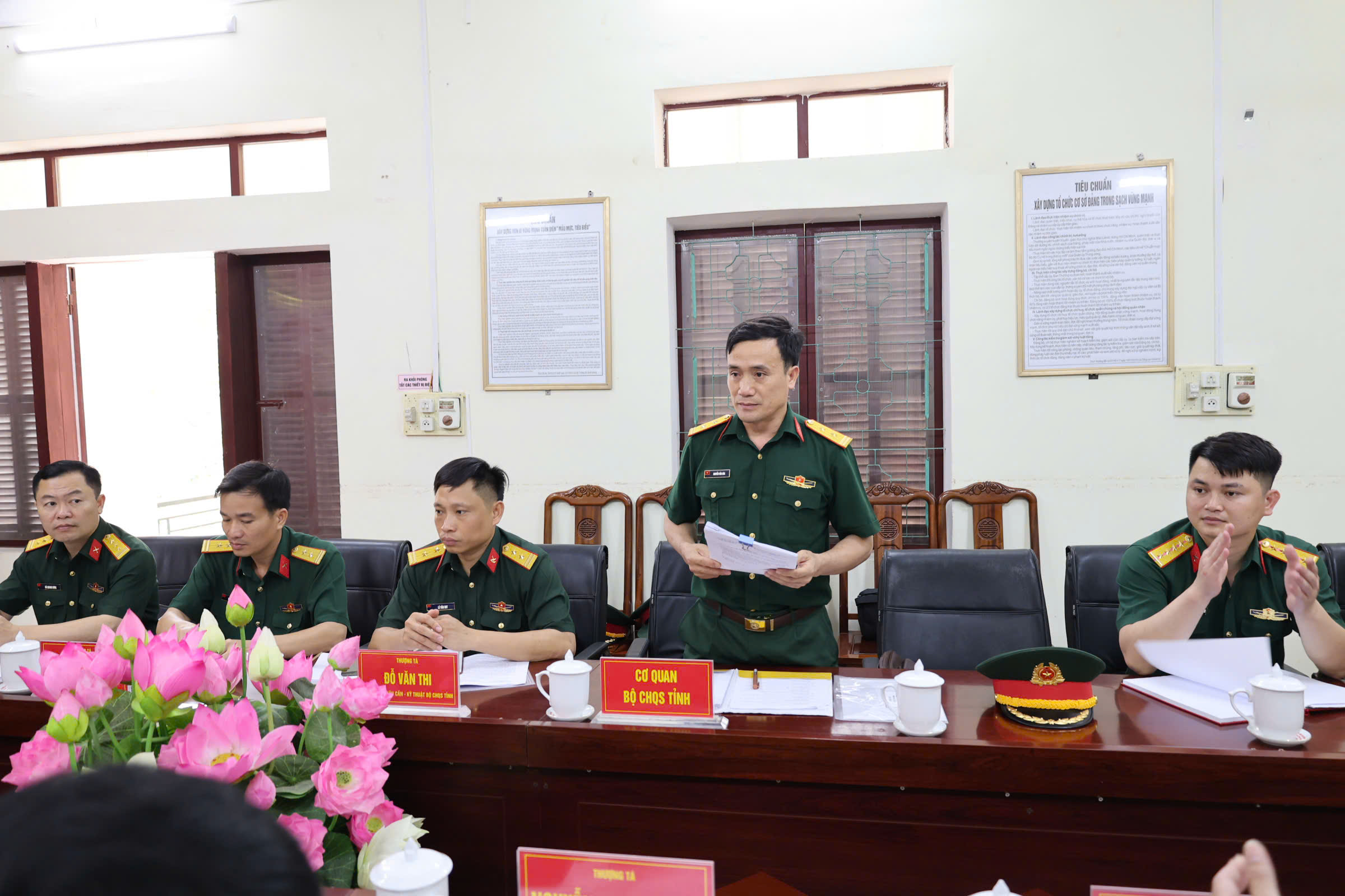Anh-tin-bai